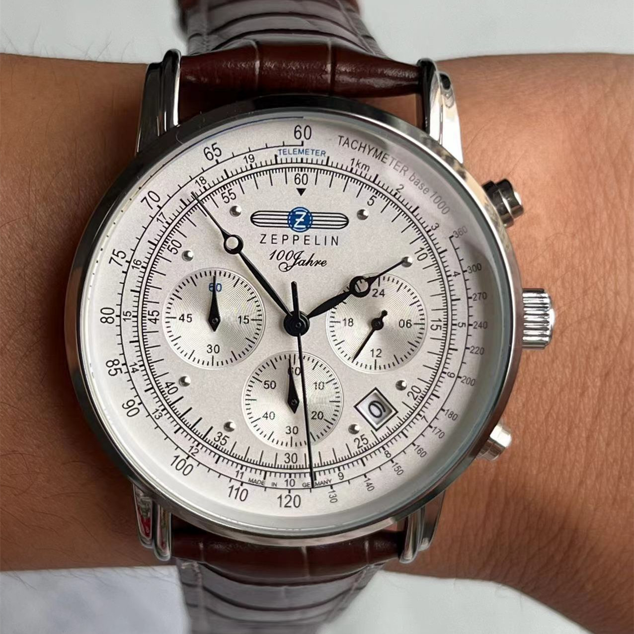 Yeni Zeppelin Serisi Otomatik  - Smartwatch Touch incelemesi ve fiyatı