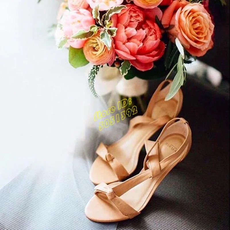 Deri Düğümlü Stiletto Yüksek T - Leather Classic Strap incelemesi ve fiyatı