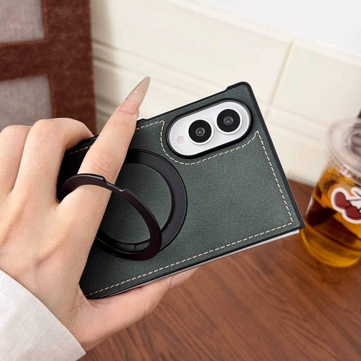 Samsung Galaxy Z Fold 8 Ultra  - Magnetic Charging Stand incelemesi ve fiyatı